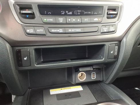 Used 2023 Honda Passport EX-L image 28