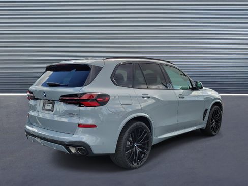 New 2026 BMW X5 xDrive40i w/ Executive Package AWD/4WD image 3