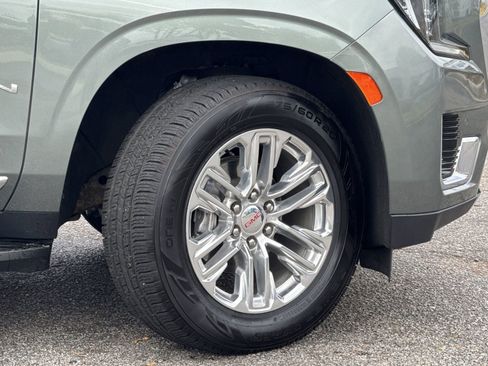 Used 2023 GMC Yukon XL SLT image 12