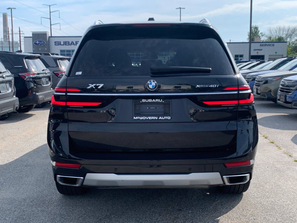 Used 2025 BMW X7 xDrive40i AWD/4WD image 7