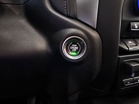 Used 2021 Chevrolet Silverado 1500 LTZ w/ LTZ Premium Package image 24