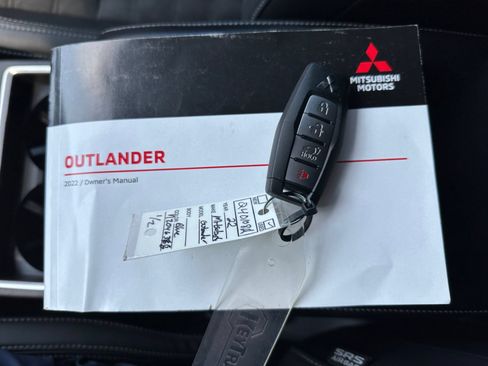 Used 2022 Mitsubishi Outlander SE AWD/4WD image 42