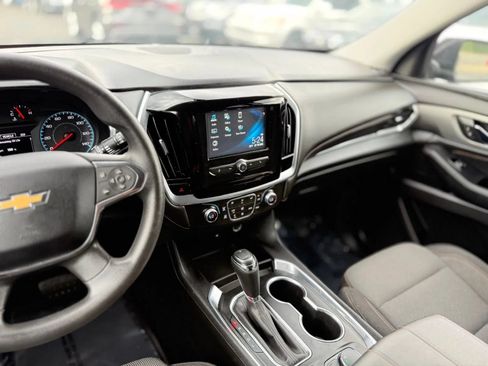 Used 2019 Chevrolet Traverse LS FWD image 20