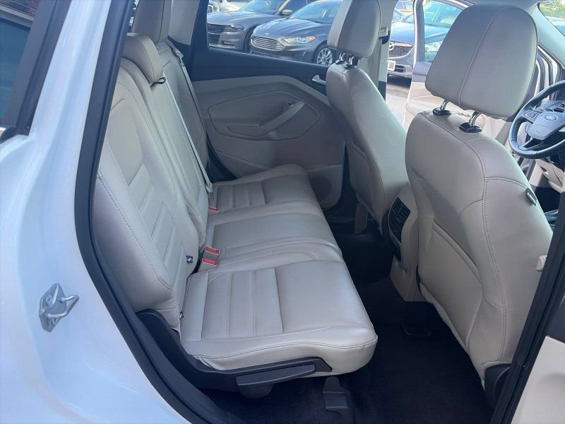 Used 2017 Ford Escape Titanium AWD/4WD image 15