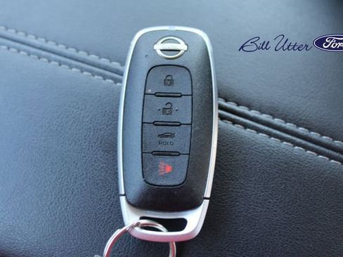 Used 2024 Nissan Sentra SV image 11