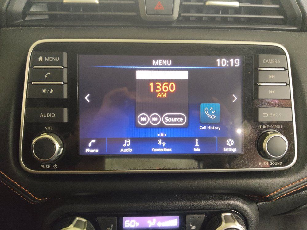 Used 2020 Nissan Versa SR w/ Convenience Package FWD image 25