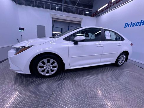 Used 2024 Toyota Corolla LE image 5