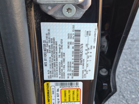 Used 2020 Ford Fusion SE AWD/4WD image 35