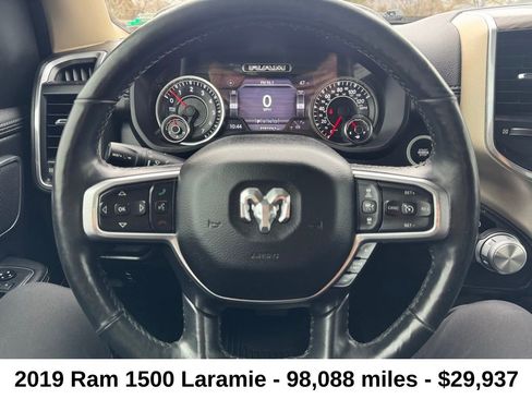 Used 2019 RAM 1500 Laramie image 12