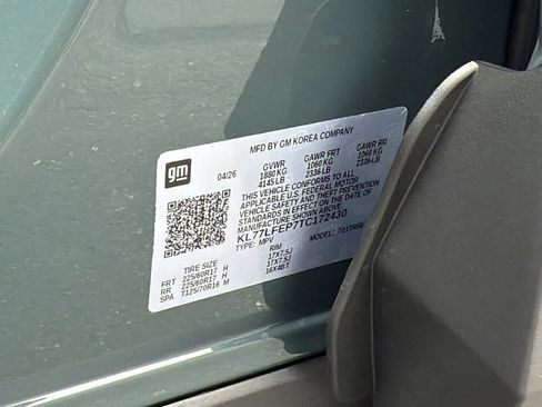 Used 2026 Chevrolet Trax LS w/ LS Convenience Package FWD image 30
