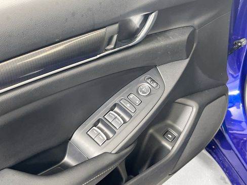 Used 2022 Honda Accord Sport image 17