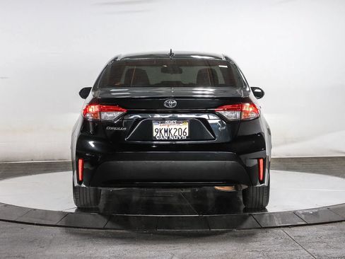Certified 2020 Toyota Corolla LE w/ Carpet Mat Package (TMS) FWD image 4