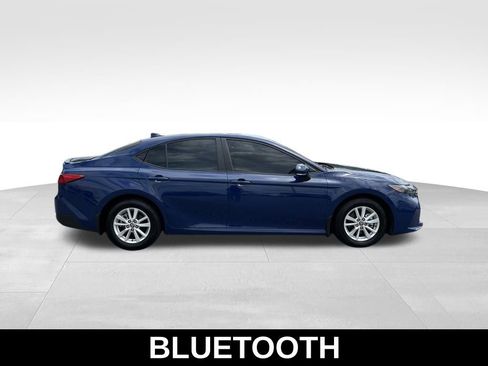 Used 2025 Toyota Camry LE w/ Convenience Package FWD image 6