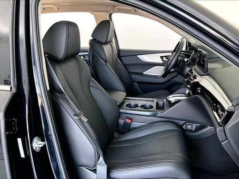 Certified 2025 Acura MDX FWD image 9