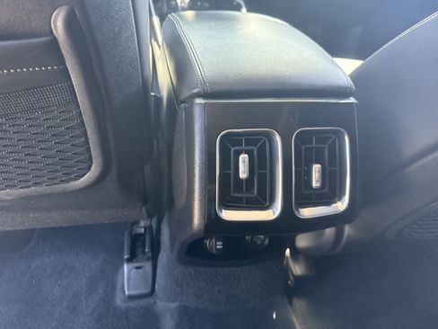 Used 2022 Kia Sorento SX FWD image 15