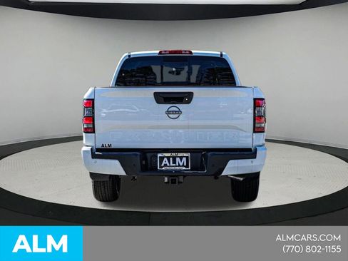 Certified 2025 Nissan Frontier SV w/ SV Convenience Package RWD image 12