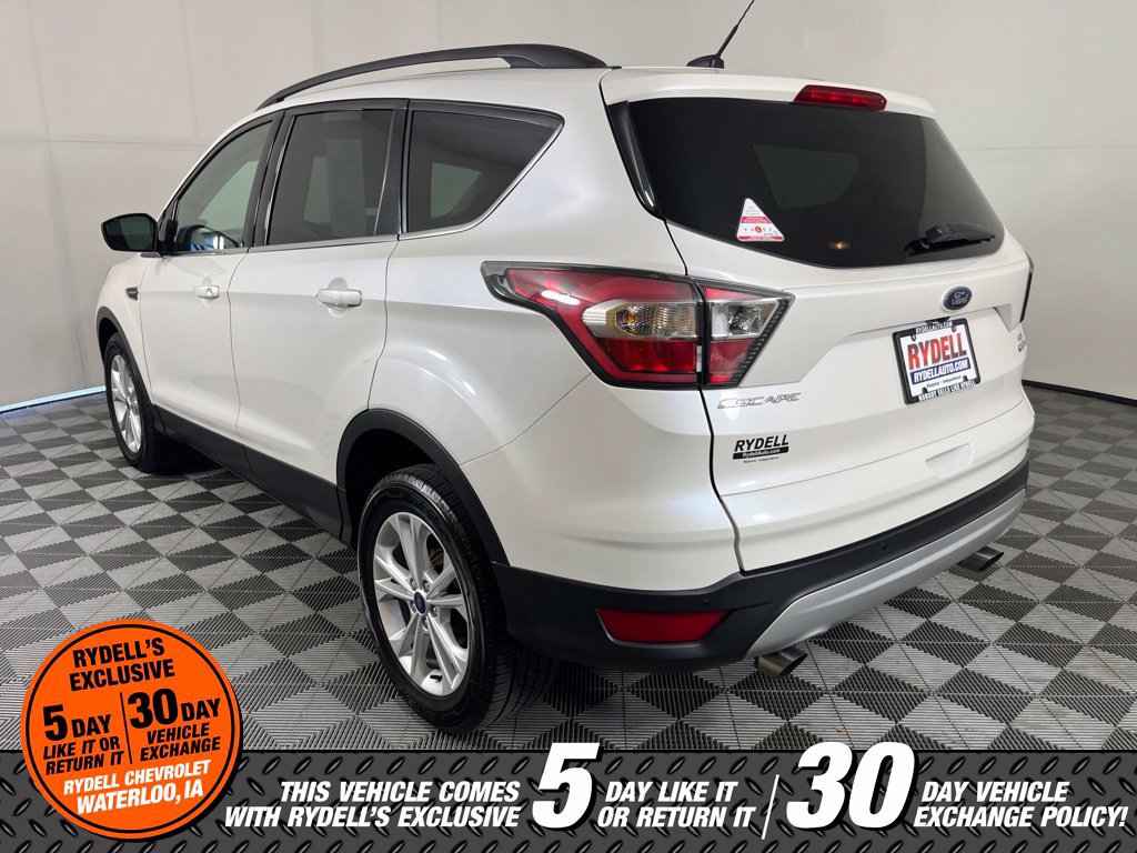 Used 2017 Ford Escape SE w/ Equipment Group 201A AWD/4WD image 11