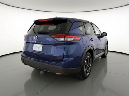 Used 2025 Nissan Rogue SV FWD image 9