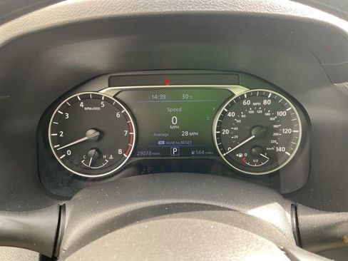 Used 2025 Nissan Altima 2.5 SV image 24