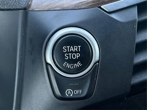 Used 2019 BMW X3 xDrive30i w/ Driving Assistance Package AWD/4WD image 41
