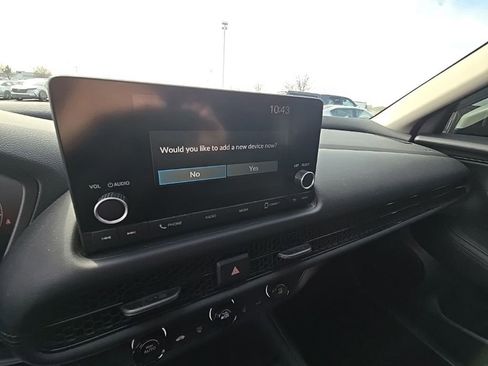 Used 2025 Honda HR-V LX image 16