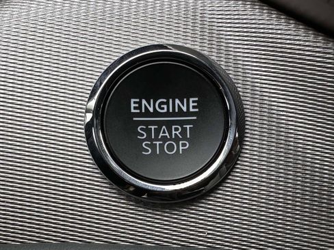 Used 2025 Ford Explorer Active image 21