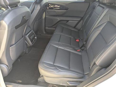 New 2025 Lincoln Nautilus Premier w/ Jet Appearance Package image 15