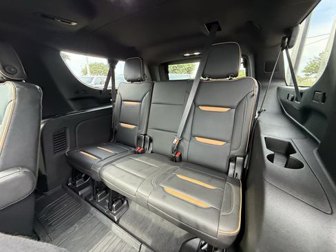 Used 2023 GMC Yukon XL AT4 w/ AT4 Premium Package AWD/4WD image 31