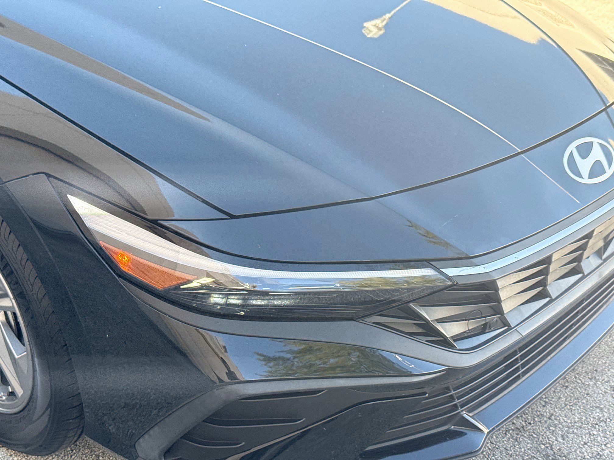 Used 2025 Hyundai Elantra SE FWD image 31