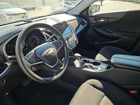 Used 2024 Chevrolet Malibu LT image 12
