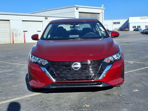 Used 2024 Nissan Sentra SV image 29