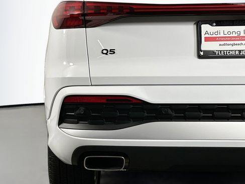 Used 2025 Audi Q5 Premium Plus w/ Premium Plus AWD/4WD image 17