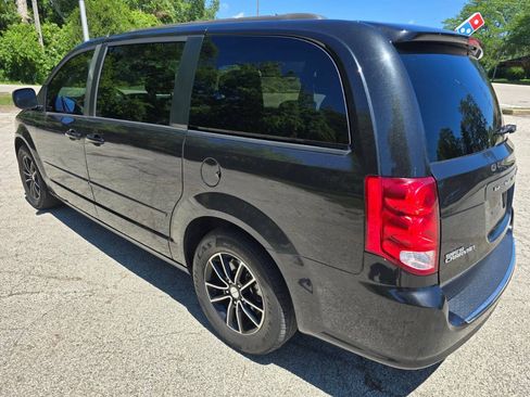 Used 2015 Dodge Grand Caravan R/T w/ Safety Sphere Group FWD image 4