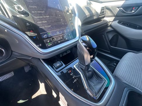 Used 2024 Subaru Outback Premium image 25