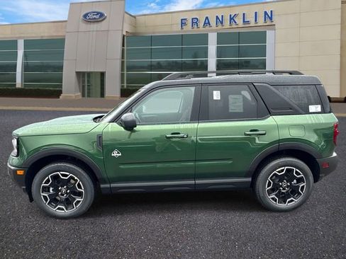 New 2025 Ford Bronco Sport Outer Banks w/ Outer Banks Tech Package+ AWD/4WD image 4