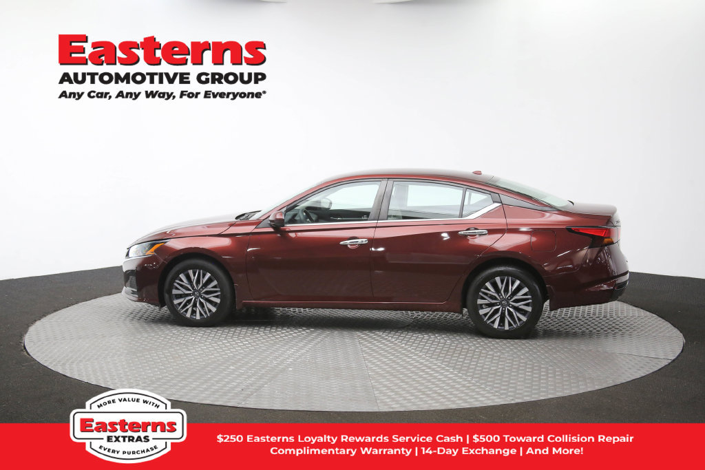 Used 2023 Nissan Altima 2.5 SV AWD/4WD image 61