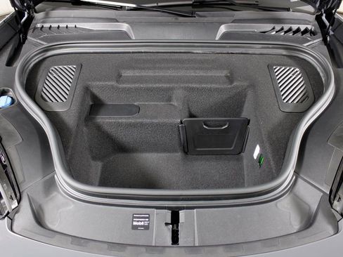 Certified 2025 Porsche Macan 4S Electric image 12