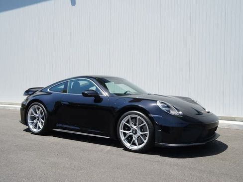 Used 2025 Porsche 911 GT3 RWD image 52
