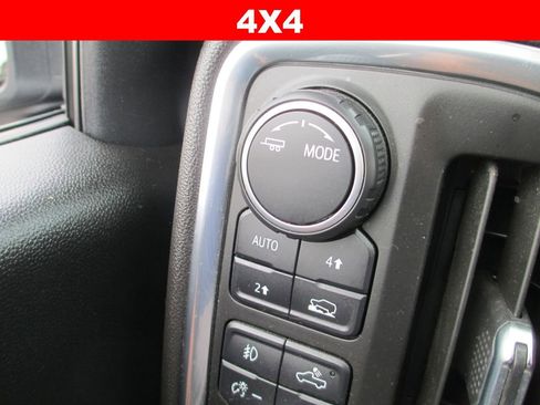 Used 2022 Chevrolet Silverado 1500 RST w/ Redline Edition AWD/4WD image 28