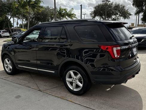 Used 2019 Ford Explorer XLT w/ Equipment Group 201A image 13