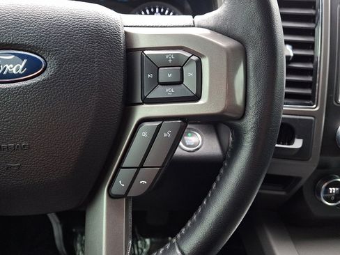 Used 2021 Ford Expedition XLT image 24