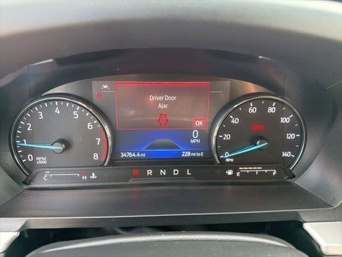 Used 2022 Ford Explorer XLT w/ Equipment Group 202A AWD/4WD image 25