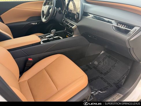 Certified 2025 Lexus RX 350 FWD image 14