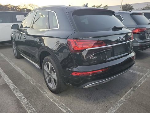 Used 2023 Audi Q5 2.0T Premium w/ Convenience Package image 7