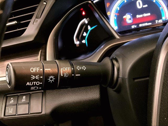 Used 2020 Honda Civic Touring image 30