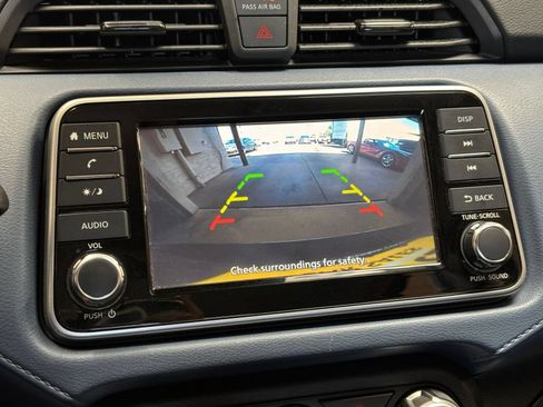Used 2025 Nissan Versa SV FWD image 22