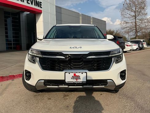 Used 2025 Kia Seltos S image 3