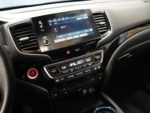 Used 2022 Honda Pilot Touring image 26