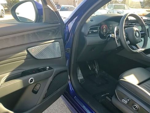 New 2026 Maserati Grecale Modena image 10