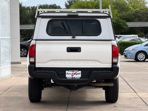 Certified 2021 Toyota Tacoma SR image 6